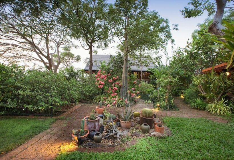 Hotel Cattani S Riverside Home