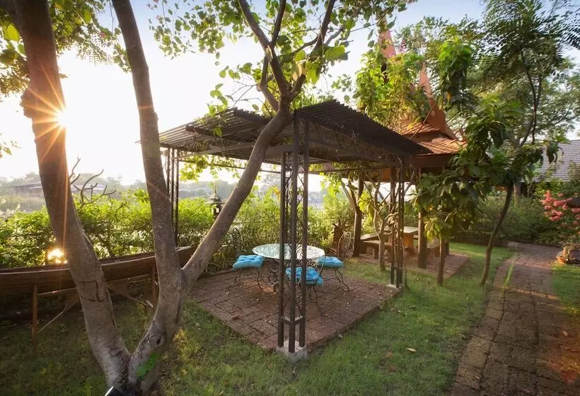 ホテル Cattani S Riverside Home