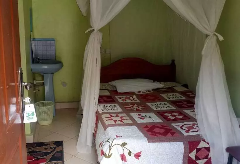 هتل Comfort Lodge