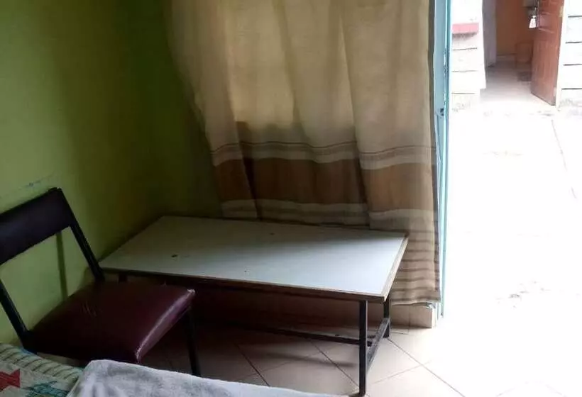 هتل Comfort Lodge