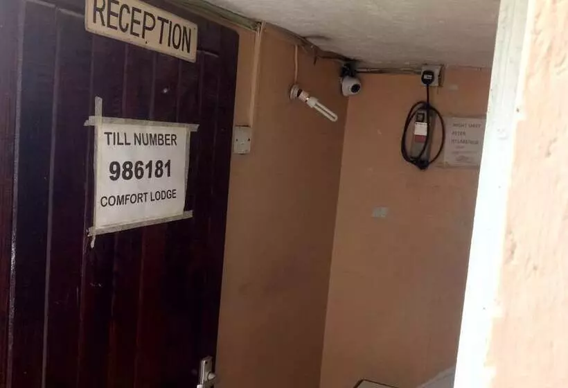 هتل Comfort Lodge