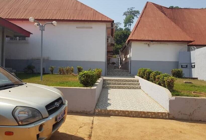 هتل Hôtel Amoitrin