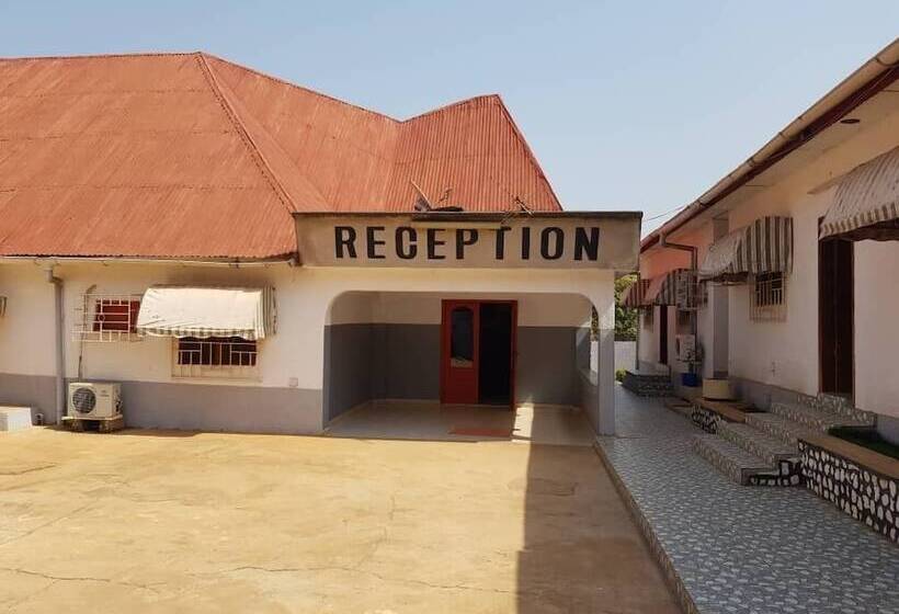 هتل Hôtel Amoitrin