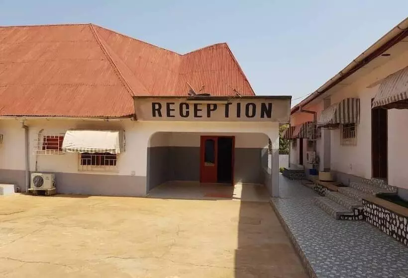 هتل Hôtel Amoitrin