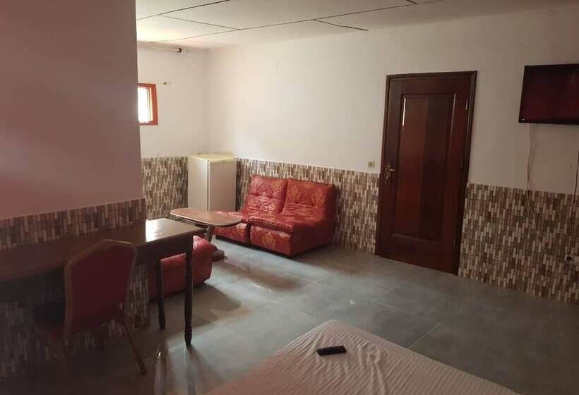 هتل Hôtel Amoitrin