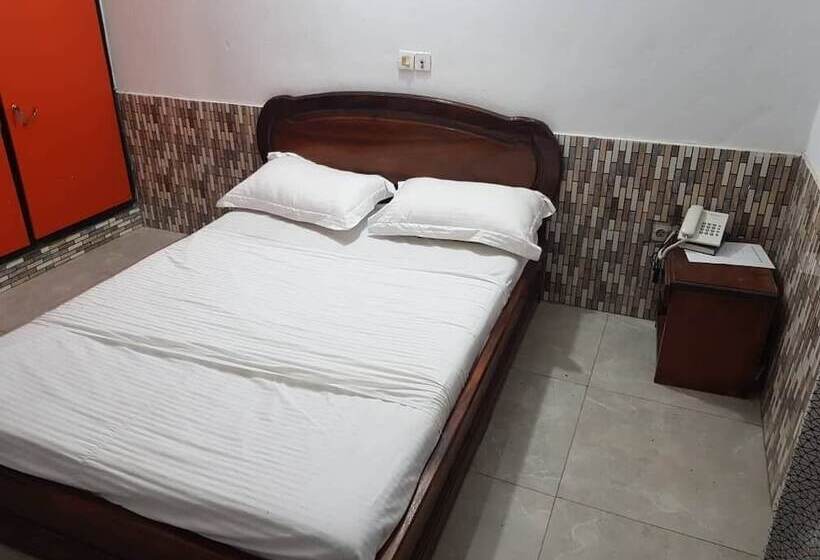 هتل Hôtel Amoitrin