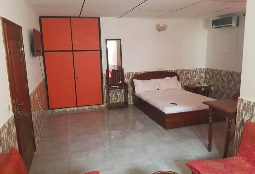 هتل Hôtel Amoitrin