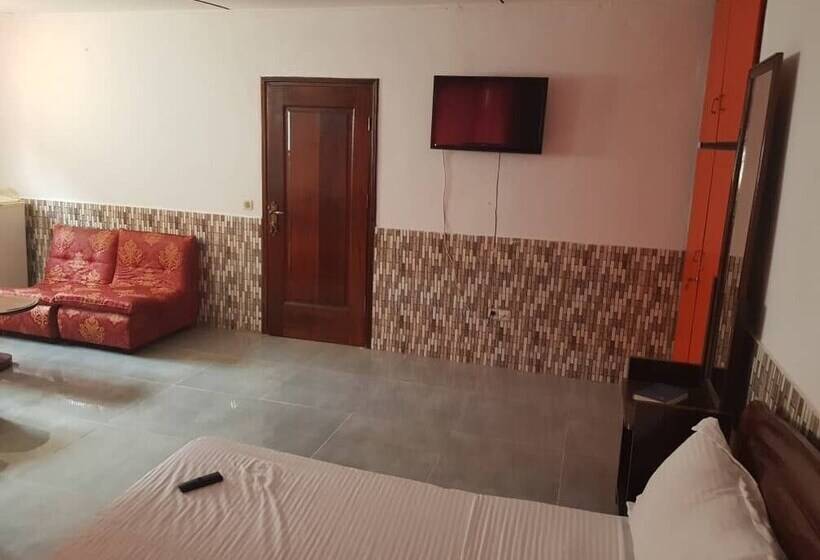 هتل Hôtel Amoitrin