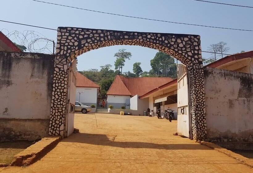 هتل Hôtel Amoitrin