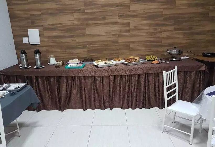 ホテル John S Club