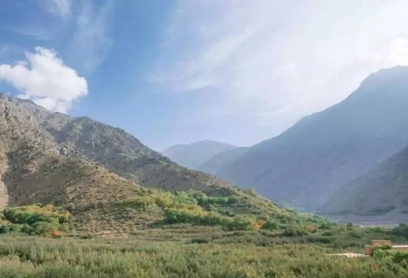 ホテル Mount Toubkal Lodge