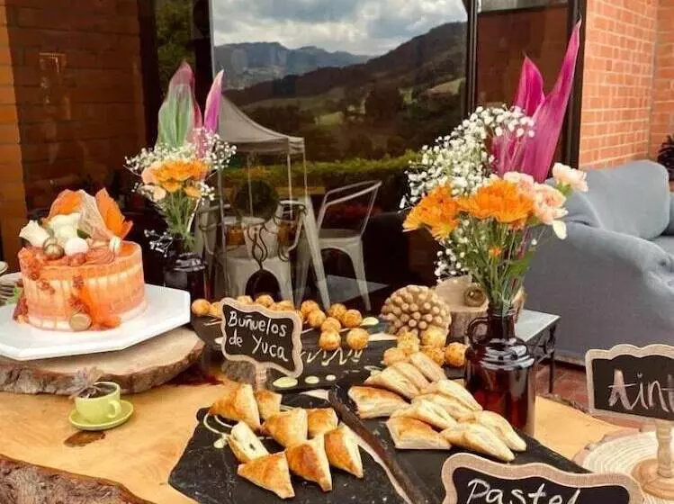 ホテル Neusa Hills Glamping