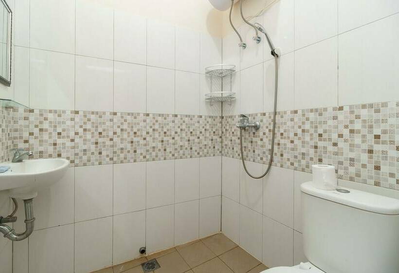 בית מלון כפרי Reddoorz @ Cangkring Street Cirebon