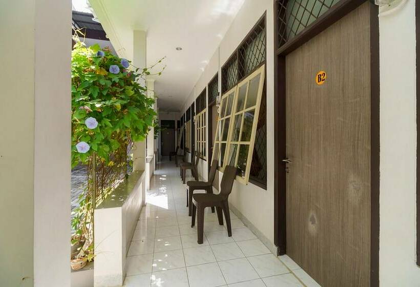 בית מלון כפרי Reddoorz @ Cangkring Street Cirebon