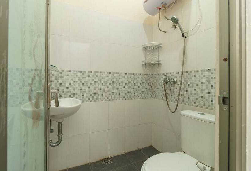 בית מלון כפרי Reddoorz @ Cangkring Street Cirebon