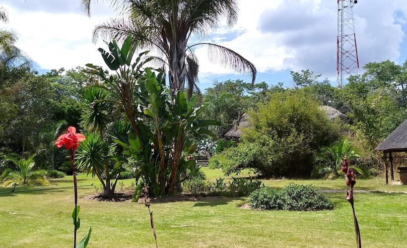 فندق Ruwa River Herbal Clinic & All Inclusive Oasis Spa Resort