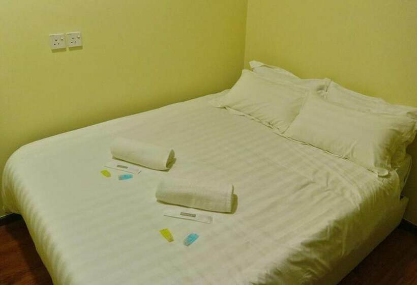 Отель Treasure Inn