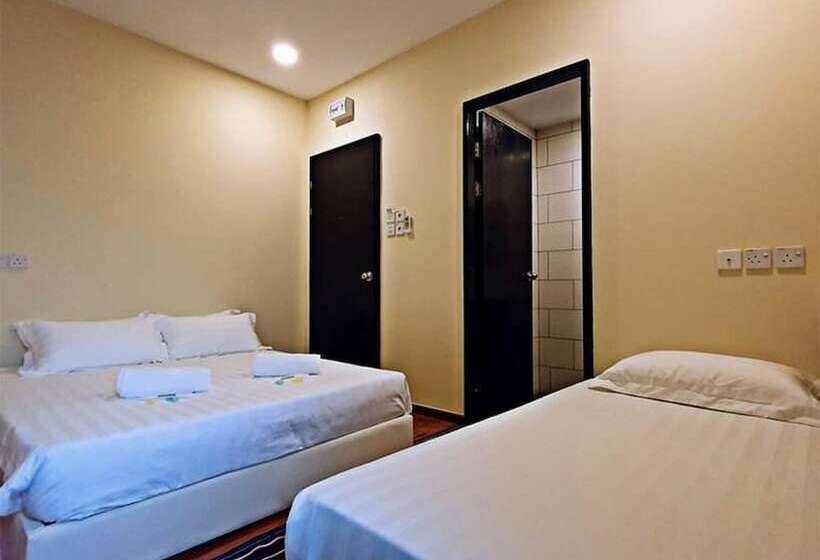 Отель Treasure Inn