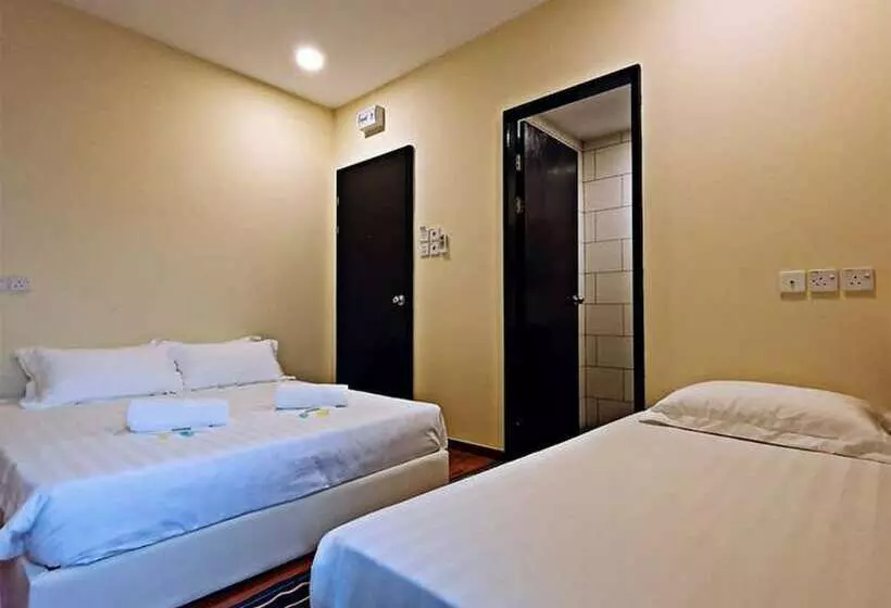 Hotelli Treasure Inn