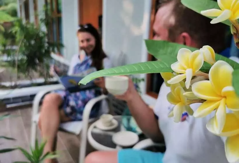 هتل Village Hideaways & Spas