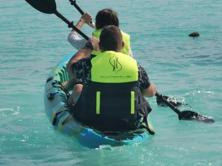 هتل Village Hideaways & Spas