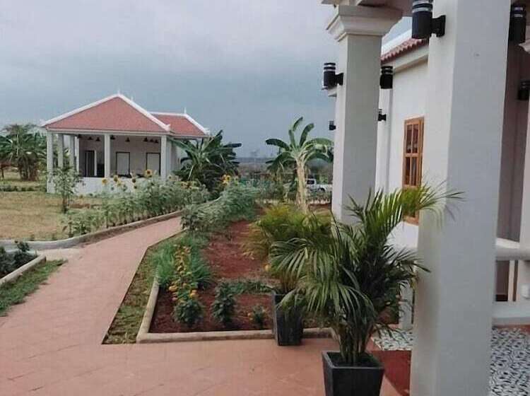 Koh Ker Hotel & Restaurant