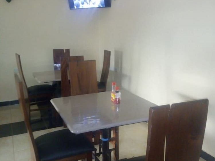 Le Grand Hotel Oyugis