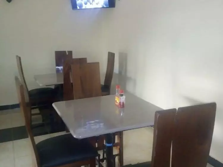 Le Grand Hotel Oyugis