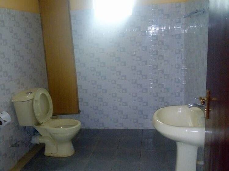 Le Grand Hotel Oyugis