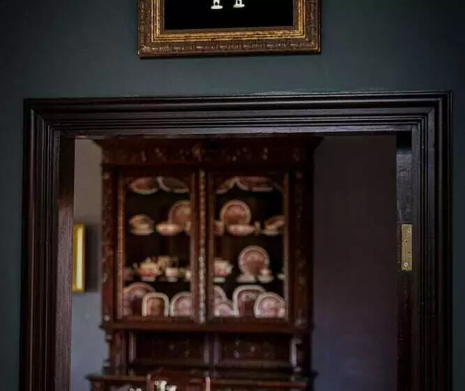 Nino Hotel Boutique