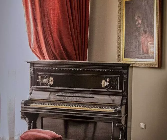 Nino Hotel Boutique