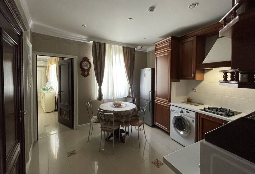 פנסיון Apartments Anita