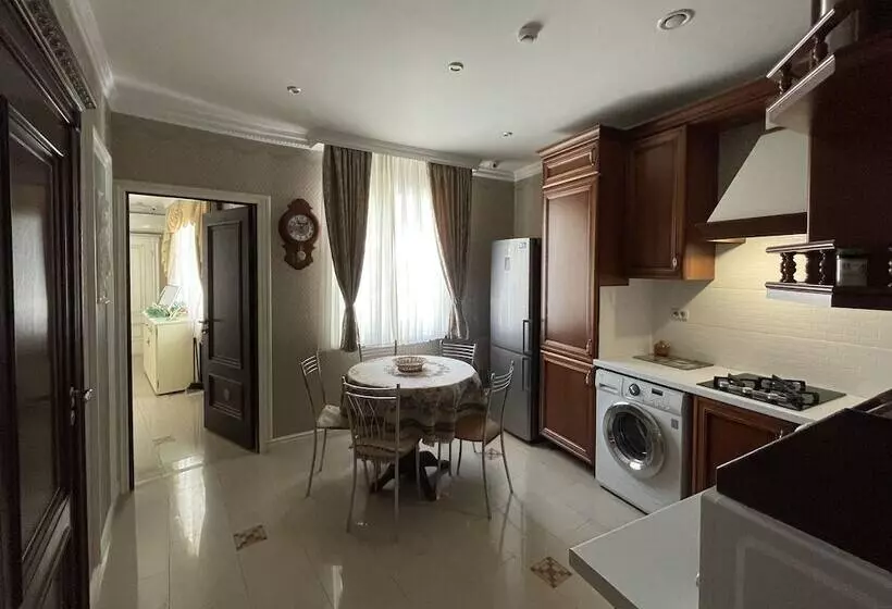 پانسیون Apartments Anita