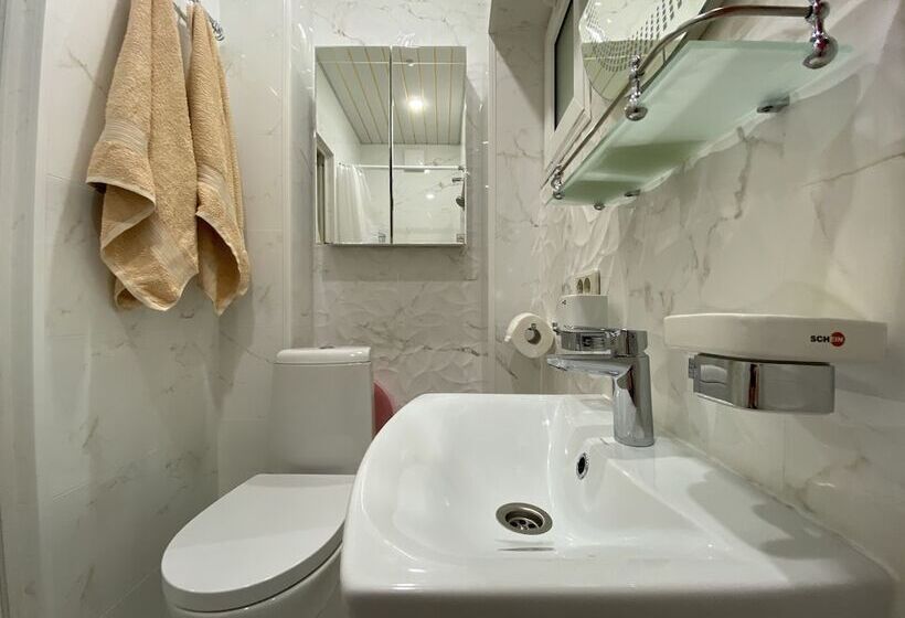 פנסיון Apartments Anita