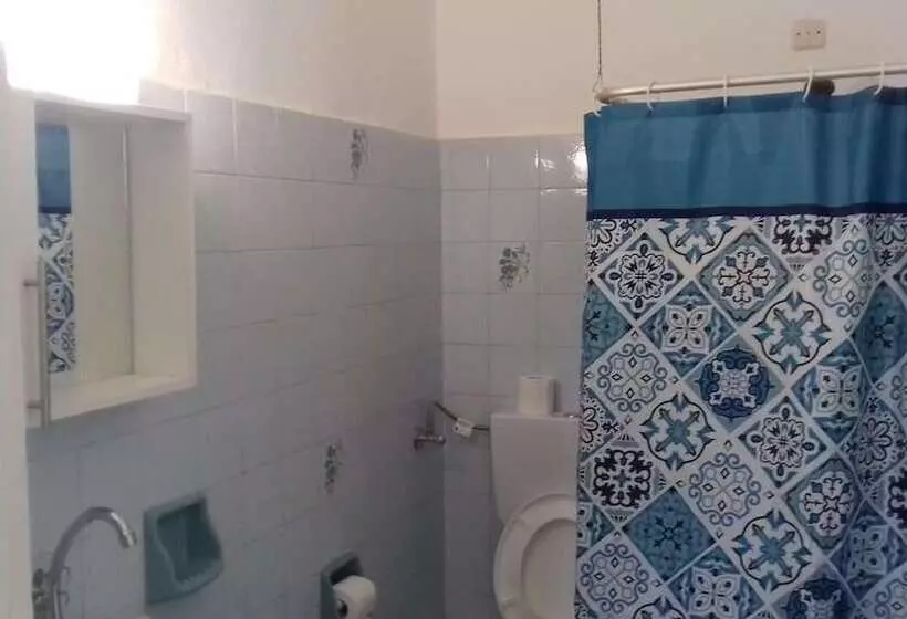 ペンション Full House Kavos