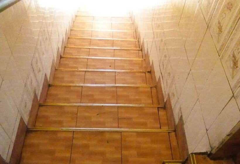 پانسیون Green Apple Guest House