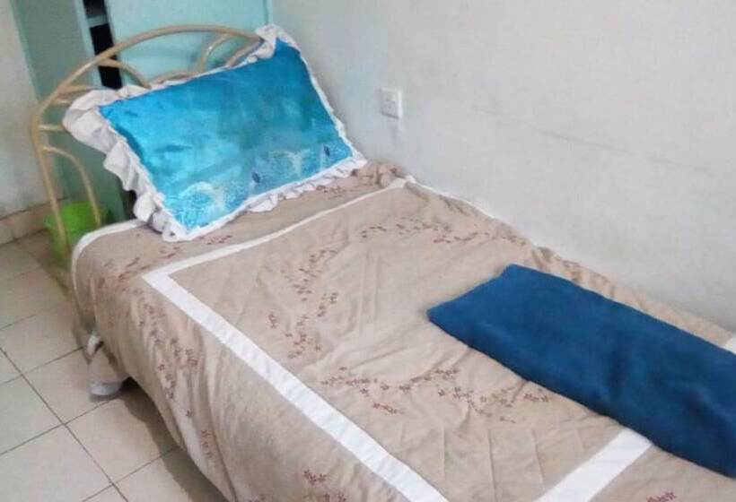 پانسیون Green Apple Guest House