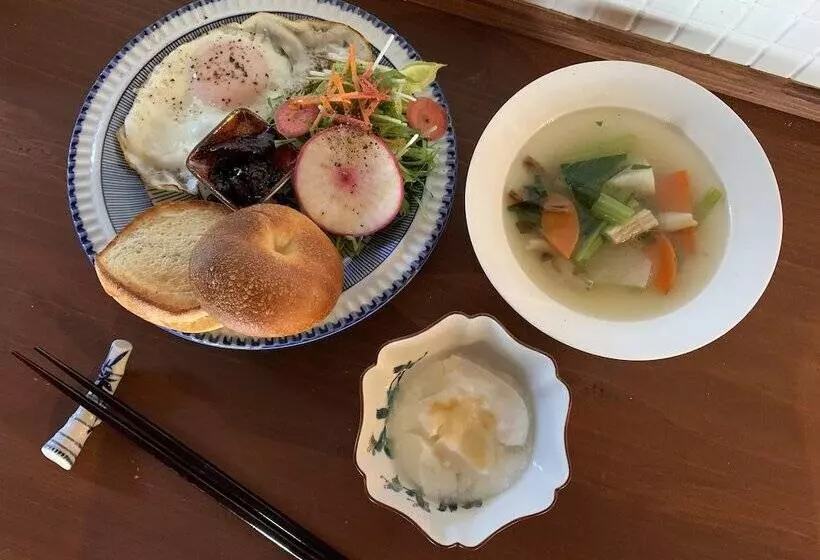 ペンション Kumanoyasai Base