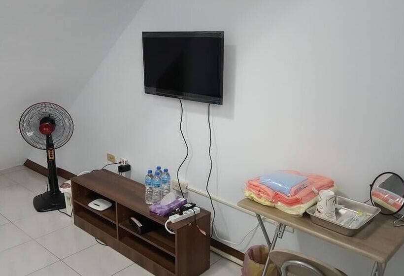 膳宿费 Little Elephant Homestay