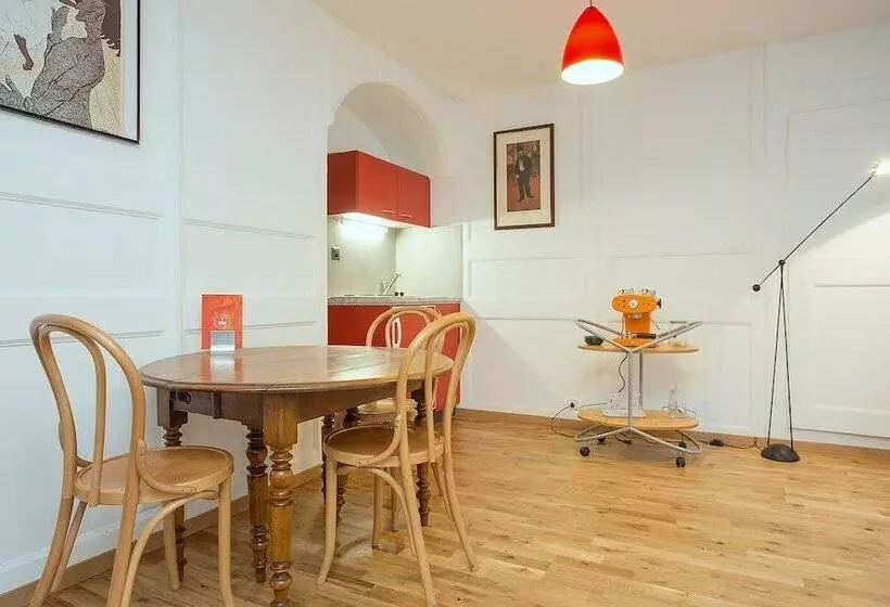 Majatalo Midi Guestrooms