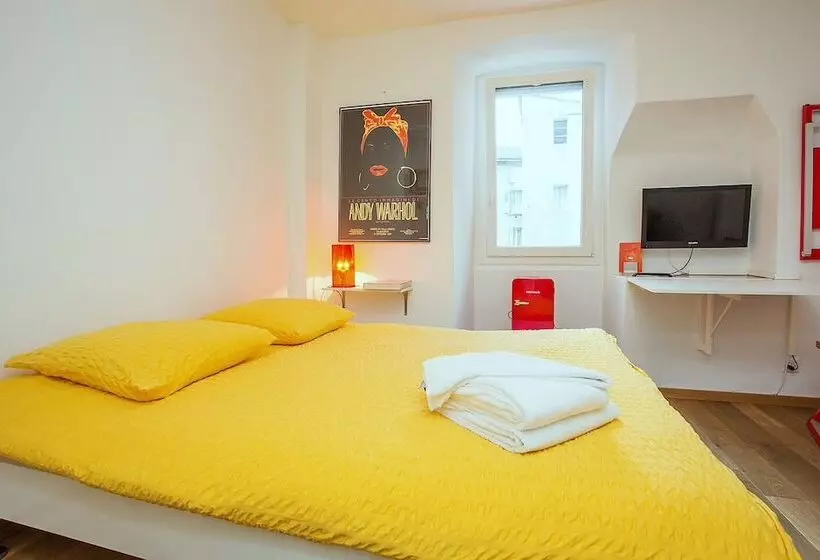 Majatalo Midi Guestrooms