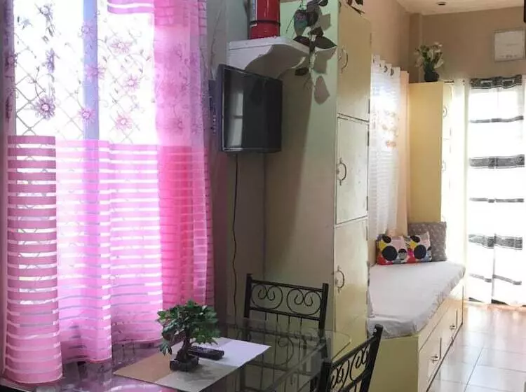 Majatalo Palompon Traveler S Lodge