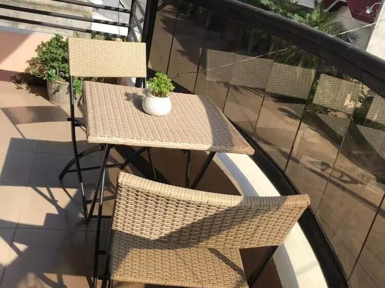 Majatalo Palompon Traveler S Lodge