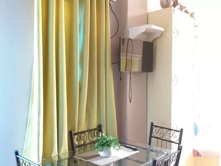 Majatalo Palompon Traveler S Lodge