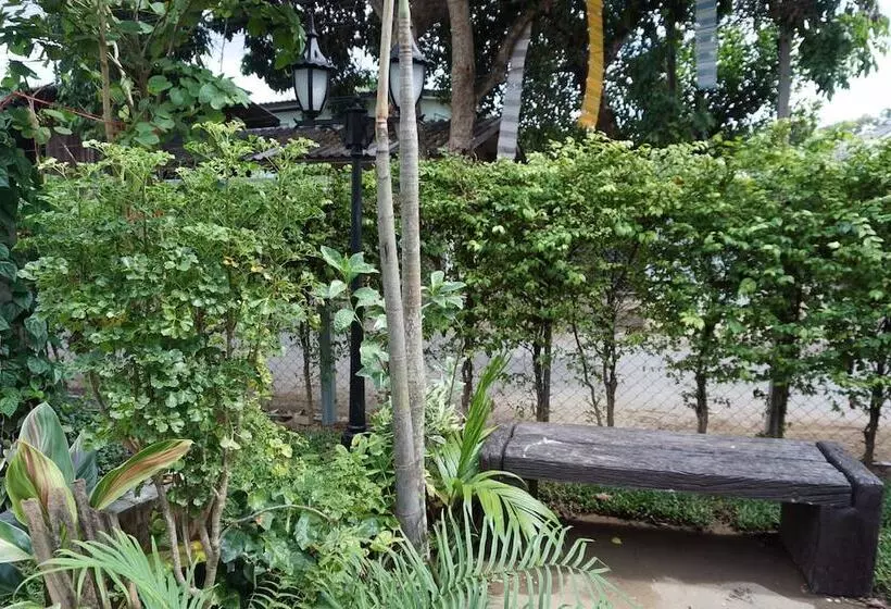 پانسیون ท่ามะโอบูทีคโฮมสเตย์ Tha Ma O Bouteak Homestay