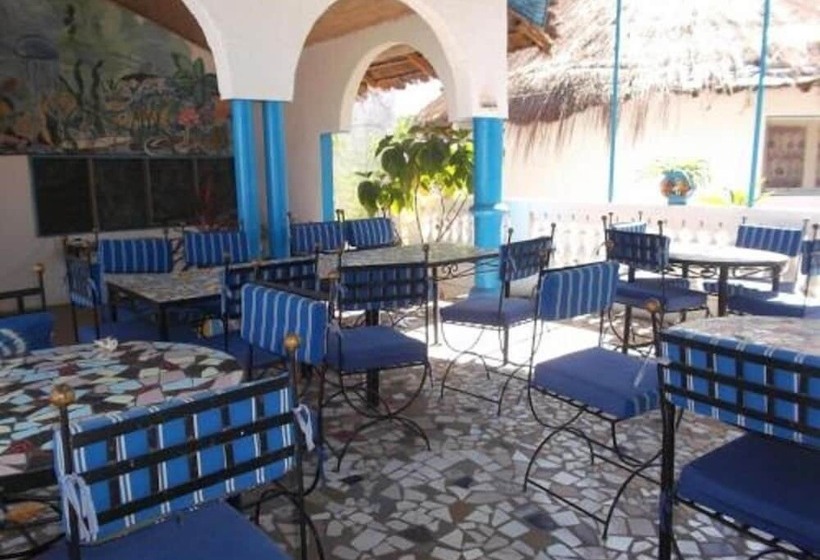 پانسیون Village Petit Eden