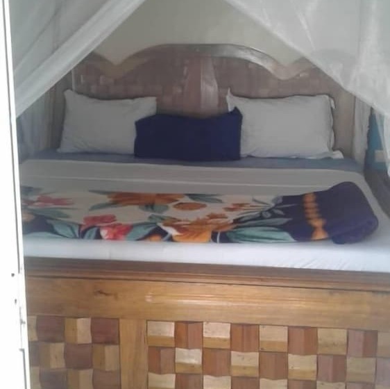 پانسیون Village Petit Eden