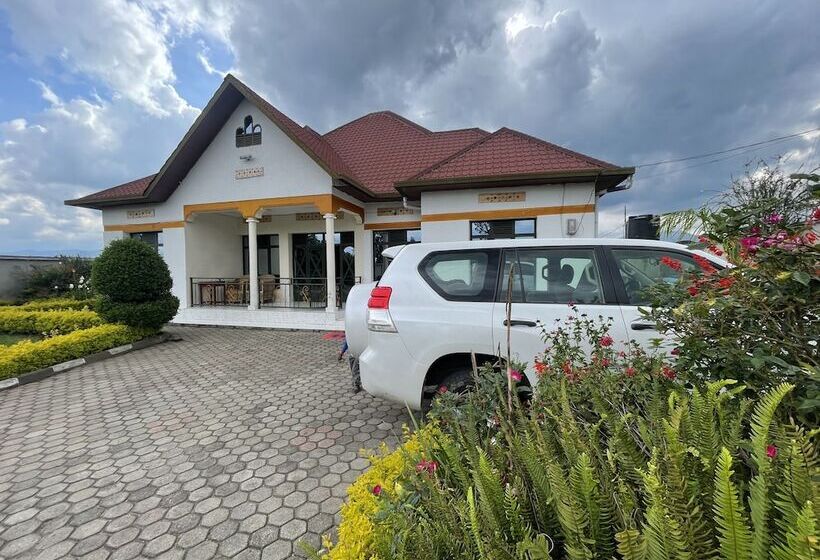 پانسیون Virunga Homestays