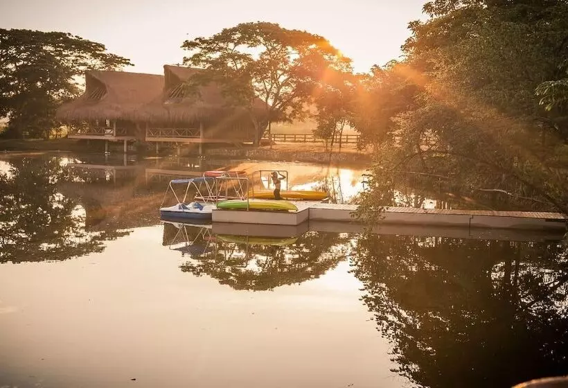 Samadhi Ecohotel By Rotamundos