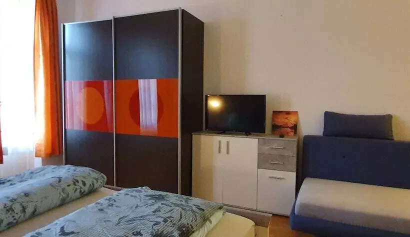 Trang Hotel Rastatt